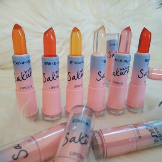 Son dưỡng Sakura kẹo dẻo siêu cute