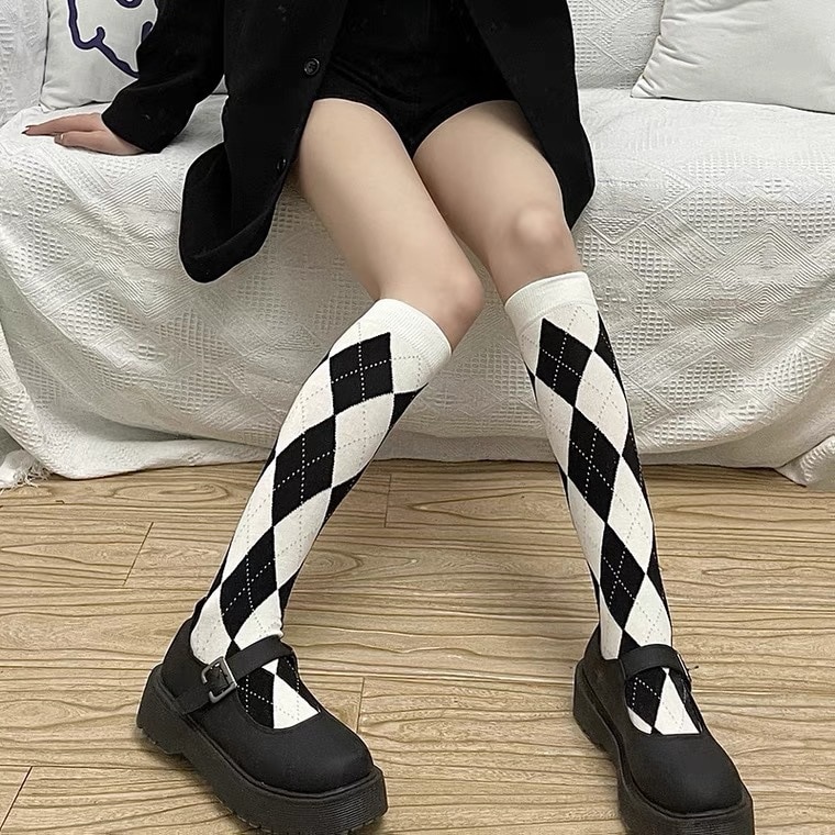 Women Lattice Cotton Knee High Socks Kawaii Black White Fashion Casual Calf Sock Female Party Dancin