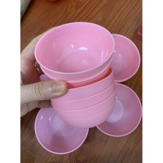 Bát nhựa dẻo trộn mặt nạ