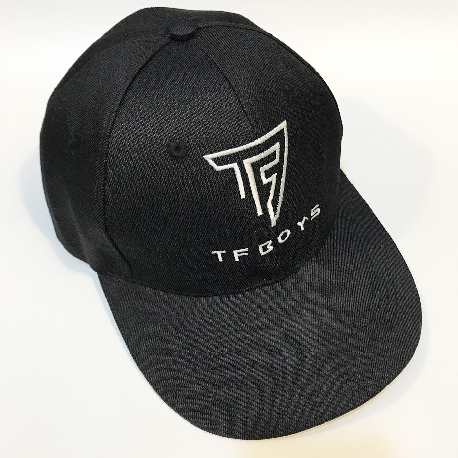 Nón kết màu đen thêu logo TFBOY - Mũ lưỡi trai MT224