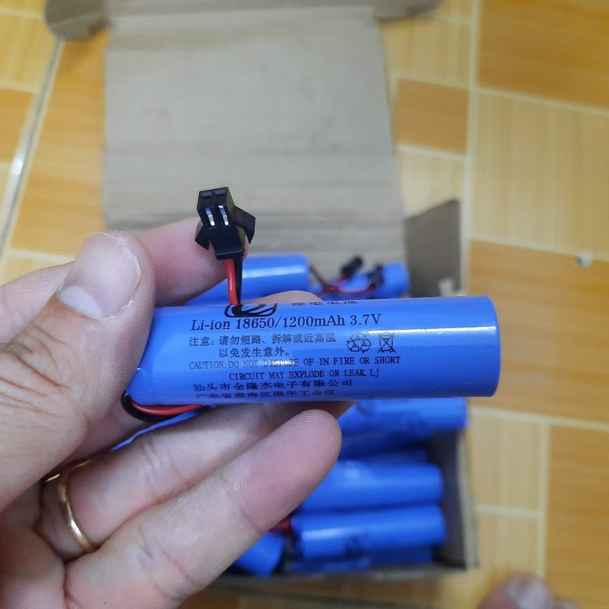 Pin xe điều khiển 3.7v 18650 1200mah