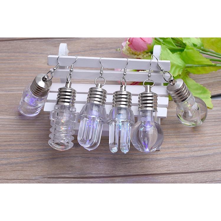 Khuyên Tai Hình Bóng Đèn Sáng Tạo Độc Đáo Cho Nữ
