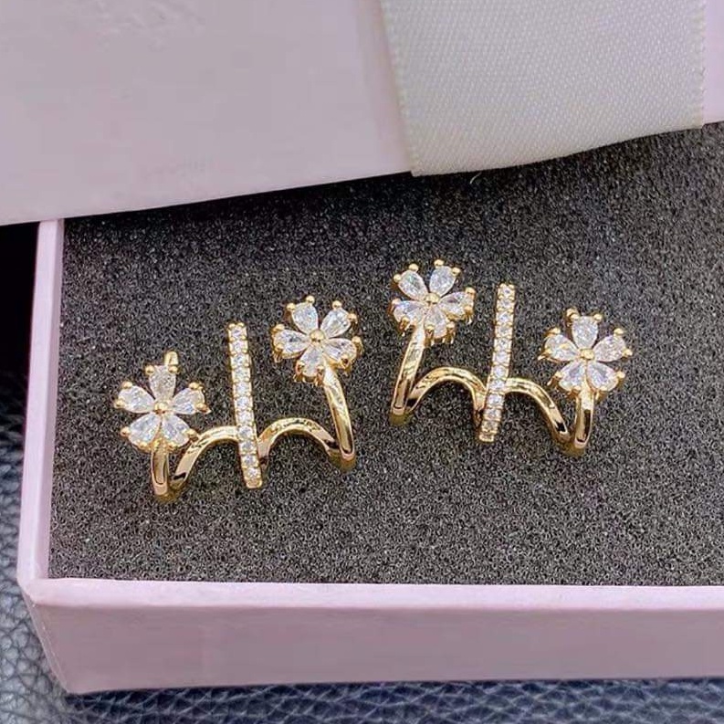 Khuyên tai bạc Khuyên cành hoa ôm vành tai Van Jewelry V10723 điệu đà