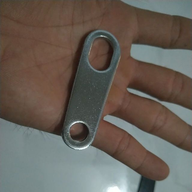 Pát 10mm lắp đèn trợ sáng chân gương 1 cái