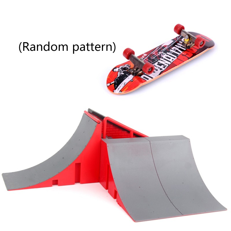 WM Finger Skate Park Kit Ramp Part with 1 Finger Skateboard Mini Scooter Scene Prop