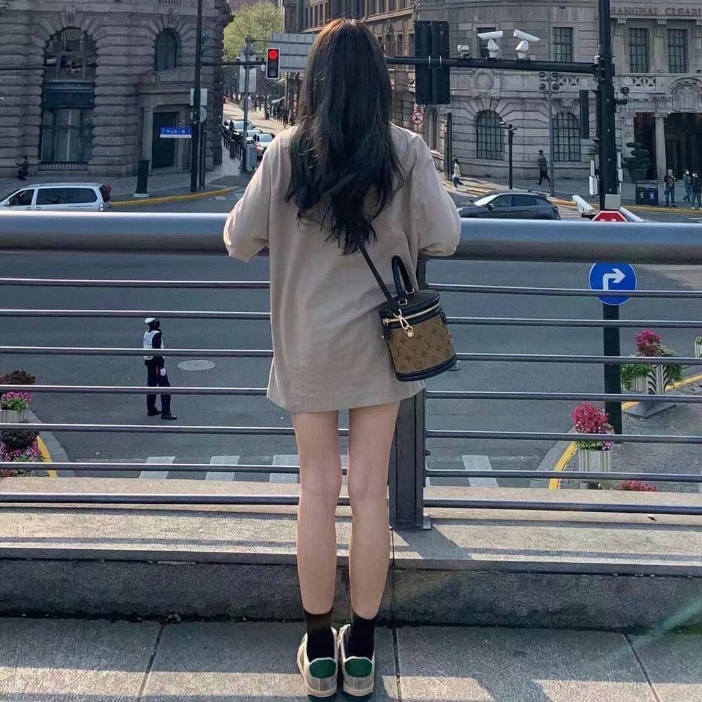 Áo sweater form rộng ESSENTIALS nỉ da cá cực xịn | BigBuy360 - bigbuy360.vn