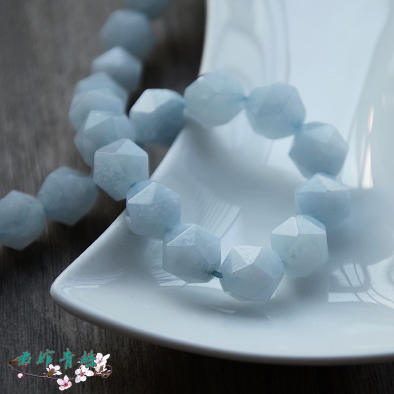 Chuỗi Hạt Hình Tam Giác Màu Xanh Aquamarine Tự Nhiên 8MM Dùng Làm Vòng Đeo Tay / Dây Chuyền diy