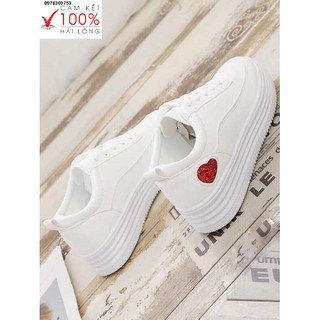 Giày sneaker nữ độn đế thời trang