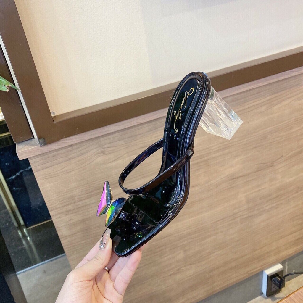 Guốc  cao gót  xỏ ngón bướm đá quai mảnh  đế vuông  cao 7p sang chảnh siêu hot