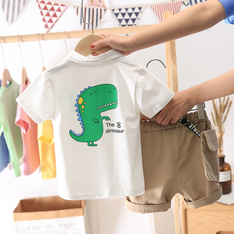 Bộ áo polo in hình khủng long và quần ngắn dành cho bé trai