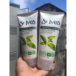 SỮA RỬA MẶT TẨY DA CHẾT ST.IVES
