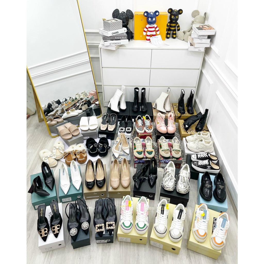 Giày cao gót  bản tag đồng hai màu đen trắng VIC fullbox túi giấy