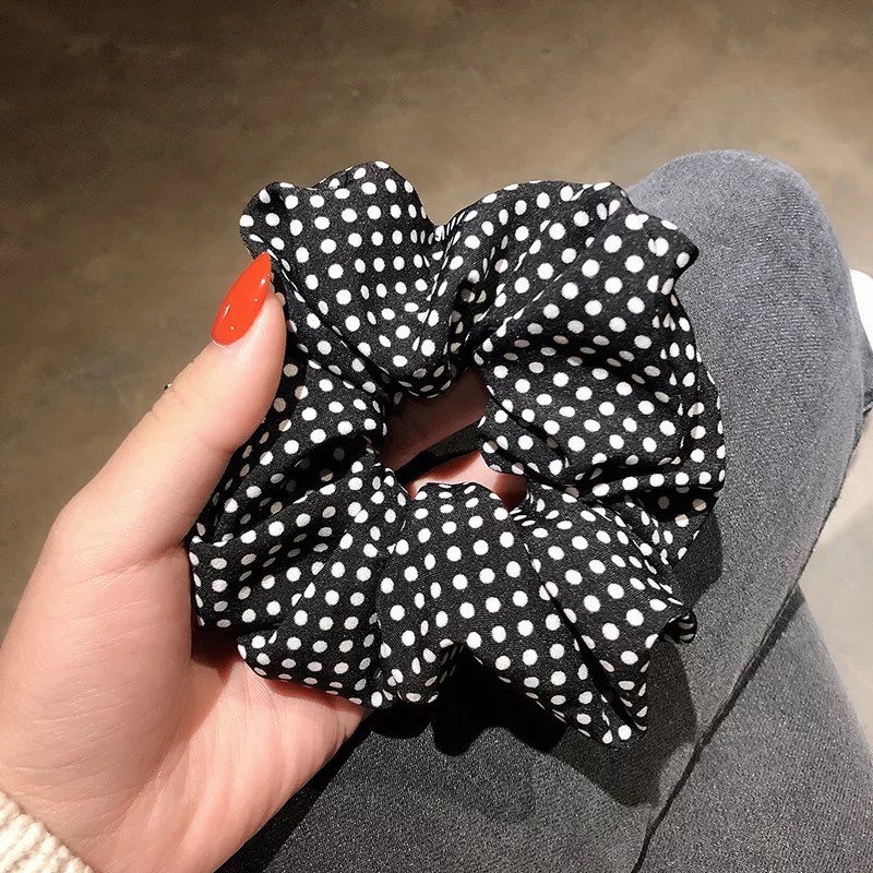 Dây buộc tóc scrunchie chấm bi phong cách thời trang Hàn Quốc