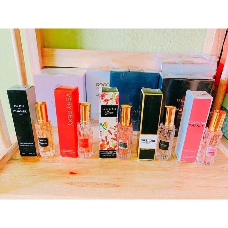 Nước hoa mini Valentino nữ chai 20ml dạng xịt- mẫu 4d- Mùi Valentino | Thế Giới Skin Care