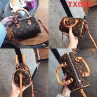 LV túi trống mini