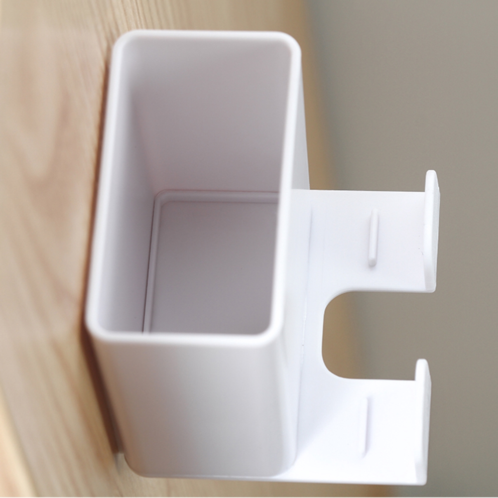 Hộp đựng điều khiển gắn tường đa năng kích thước 6 * 6 * 6.5cm