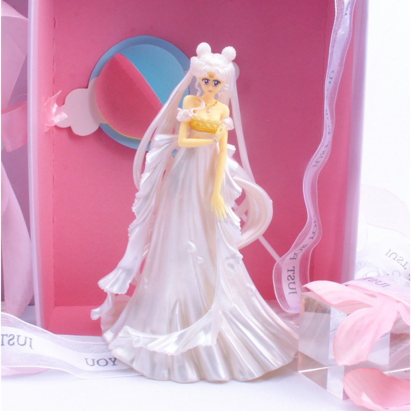 Đồ Chơi Mô Hình-Mô Hình Nhân Vật Thủ Thủ Mặt Trăng cầm hoa PVC cao 14.5cm