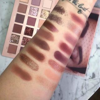 Bảng mắt huda nude