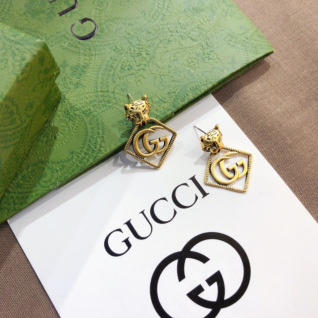 Bông tai chữ G Gucci họa tiết da báo thời trang cho nữ