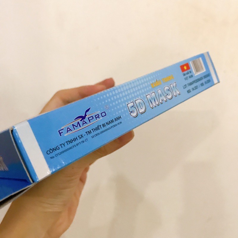 Khẩu trang Nhật 5D FAMAPRO dây vải - ĐẢM BẢO CHÍNH HÃNG (10 cái/bịch)