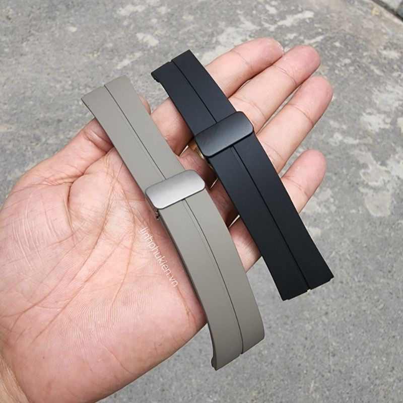 Dây đồng hồ Samsung Galaxy Watch 5 Pro Silicon khóa thép Titan - Hàng chính hãng