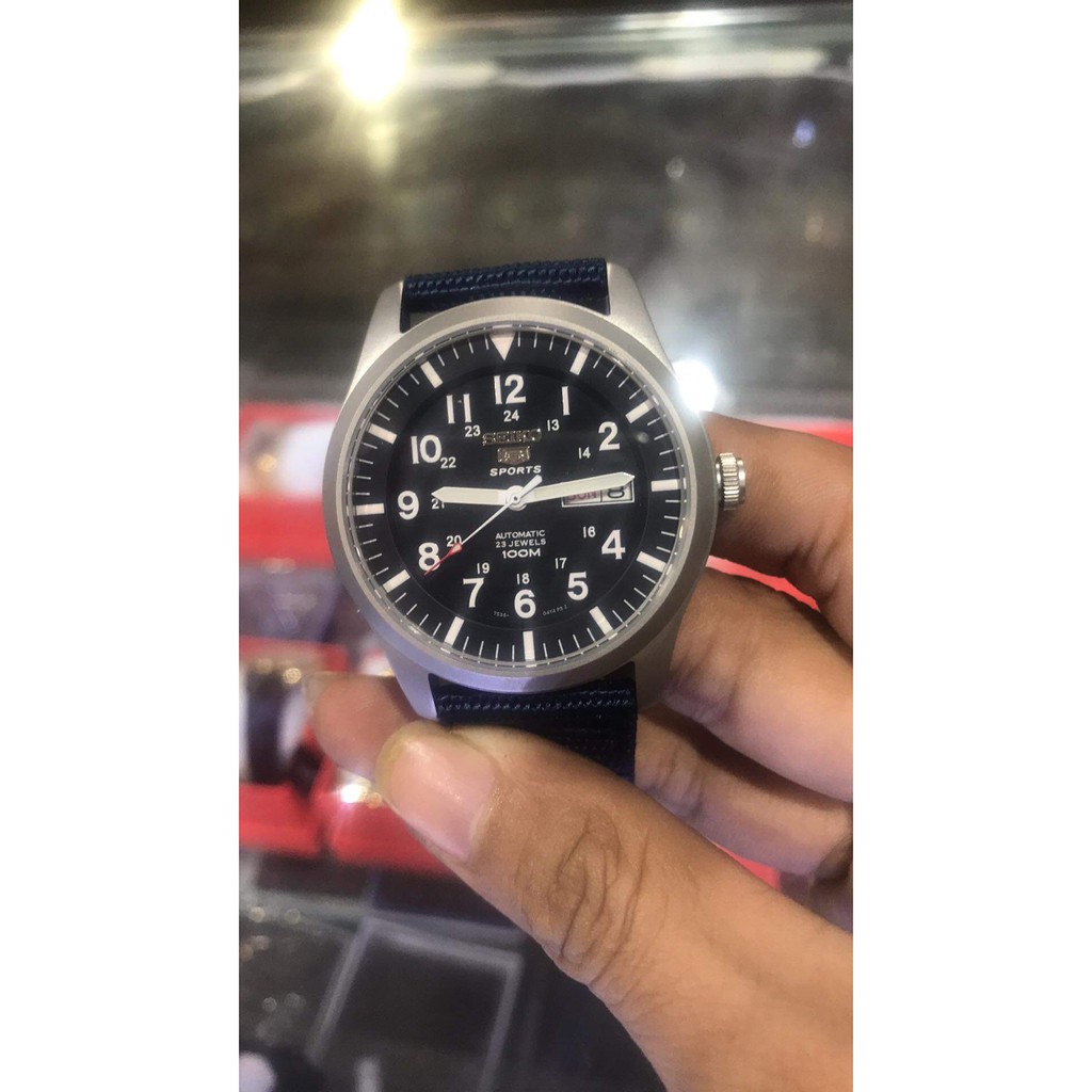 Đồng Hồ Cơ nam Seiko 5 Quân Đội SNZG11K1S lên cót , chống nước, mặt kính chống trầy,  thể thao nam tính