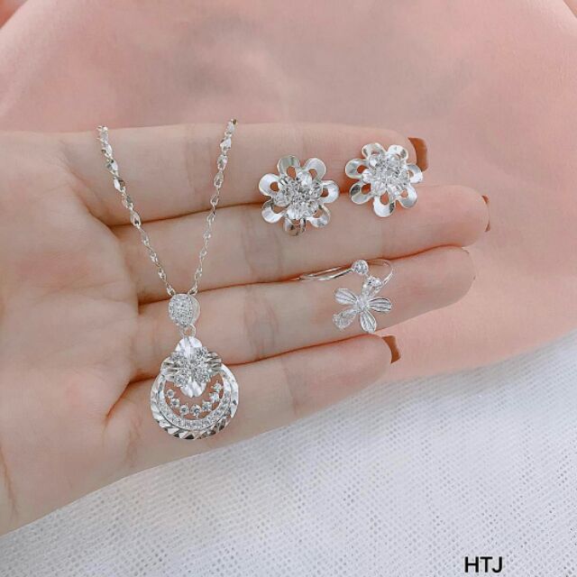 DÂY CHUYỀN MẶT HOA BẠC