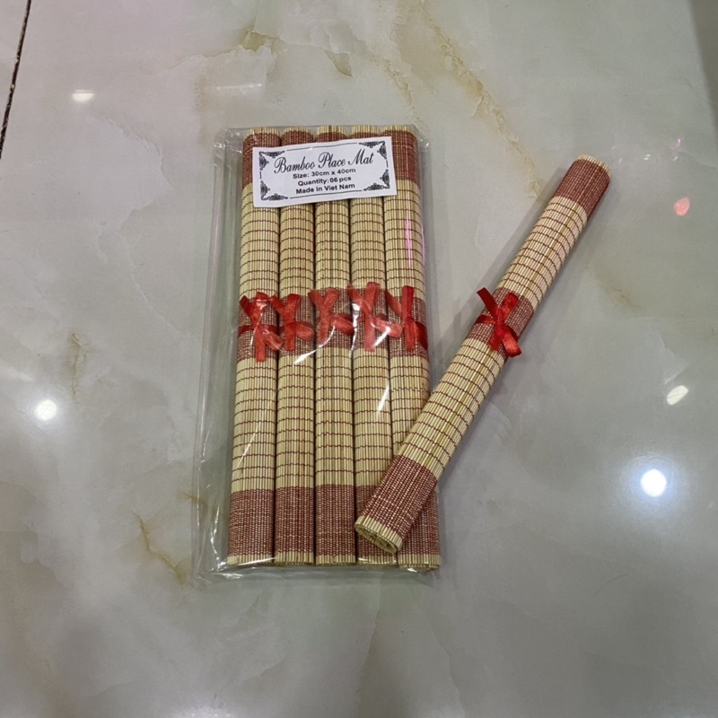 Mành tre cuốn sushi, trải bàn ăn