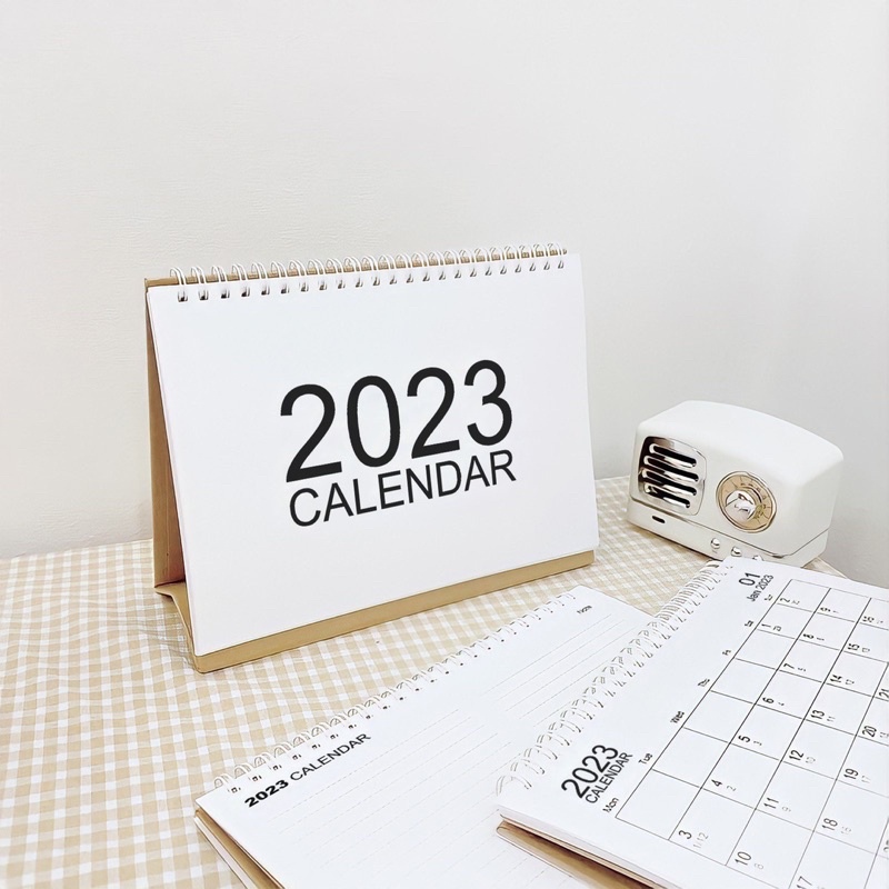 Lịch để bàn giữa năm 2023 - 2024 basic có ghi chú, có ngày âm lịch