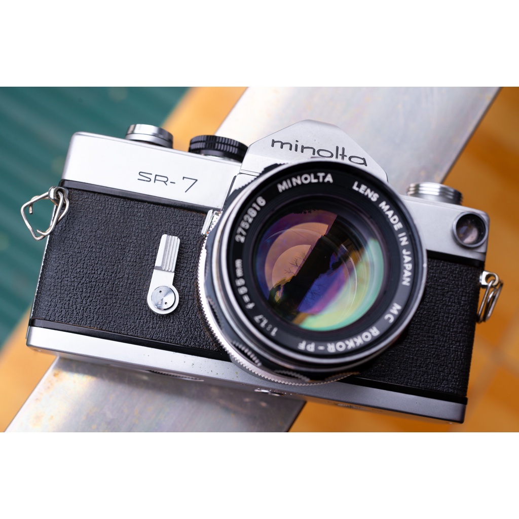 Máy ảnh film cổ Minolta SR-7 kèm lens 55mm f1.8
