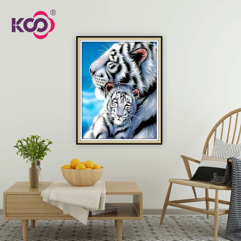 Tranh Đính Đá Tự Làm Hình Hổ Trắng Trong Phim The Snow Beast