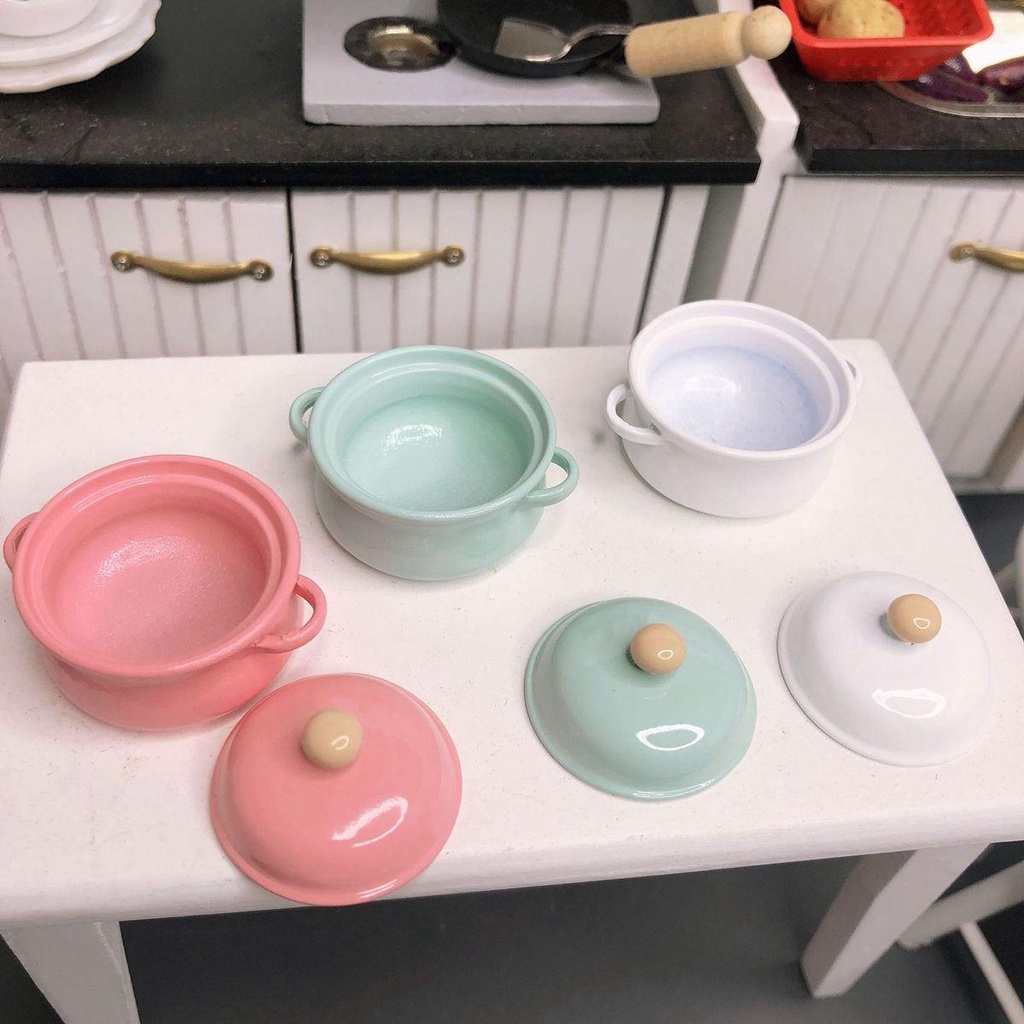Nồi Nấu Ăn Tỉ Lệ 1 / 12 Dễ Thương Cho Nhà Búp Bê