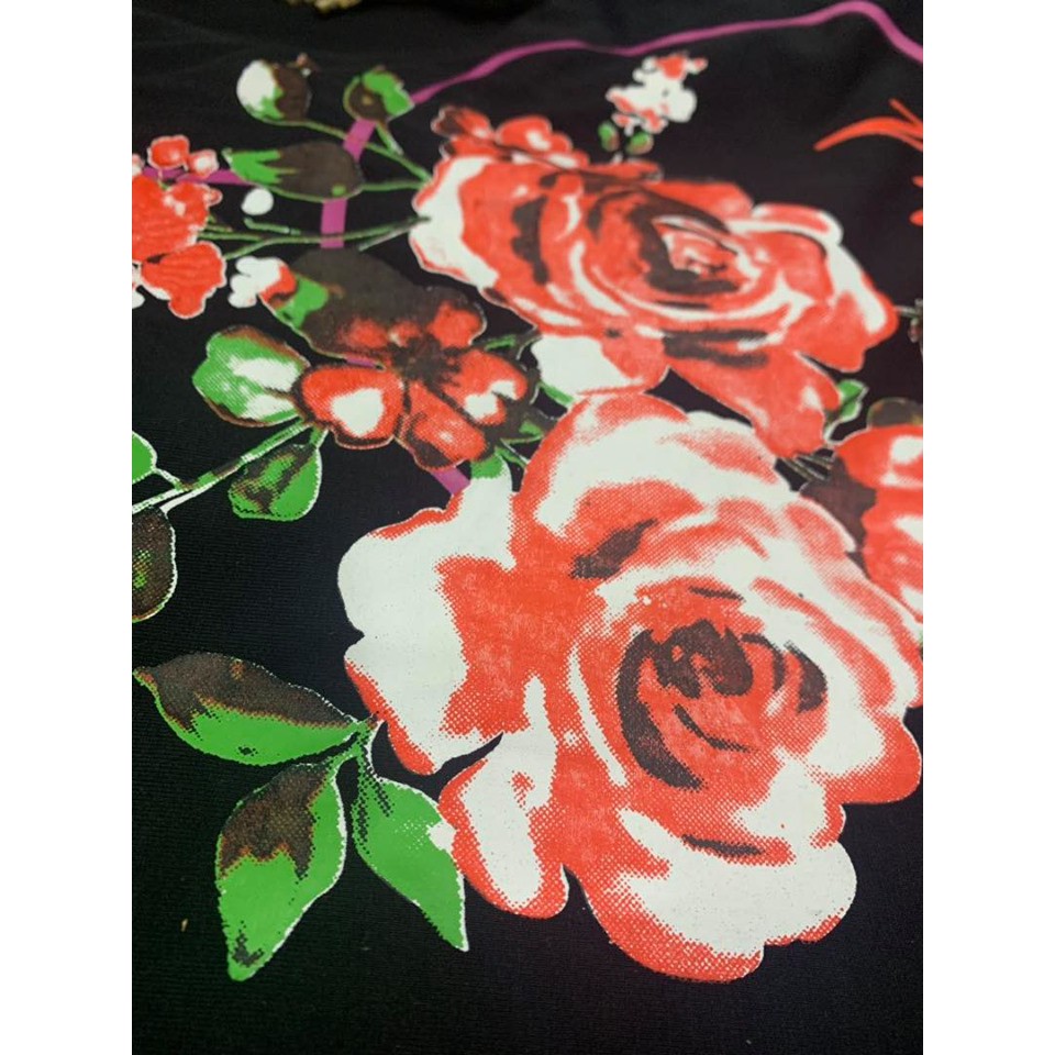 Áo ROSE JACKET form unisex sẵn hai màu đen và trắng