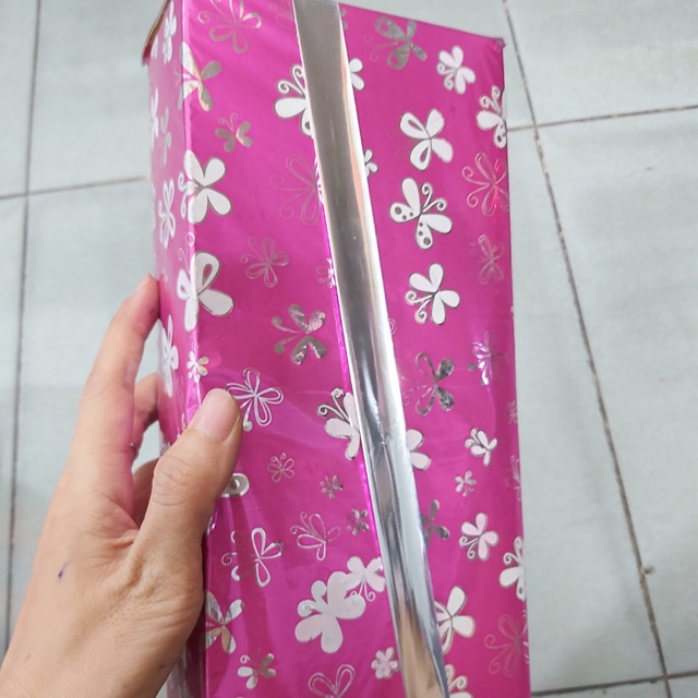 COMBO GỒM 10 HỘP XẾP ĐỰNG CHAI SỮA TẮM K CÓ VÒI XỊT