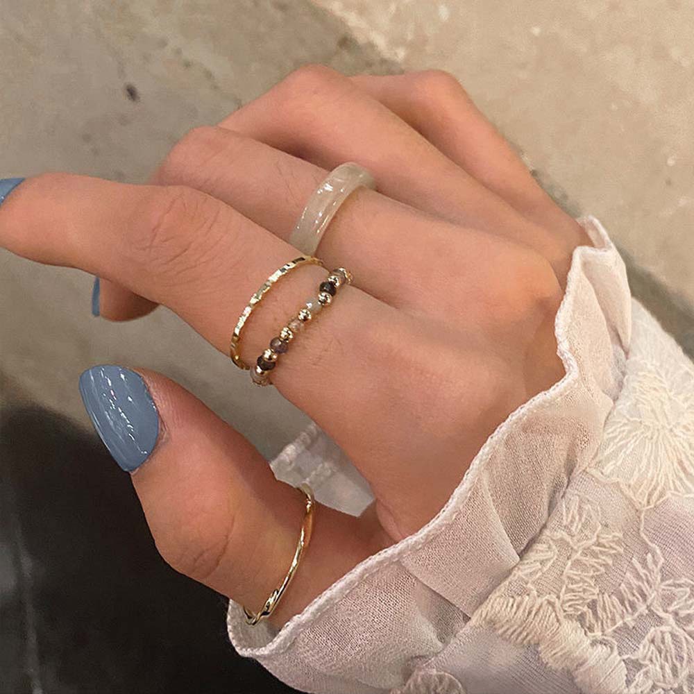 Set 4 nhẫn đeo ngón tay bằng nhựa resin nhiều màu thời trang cổ điển cá tính dành cho nữ