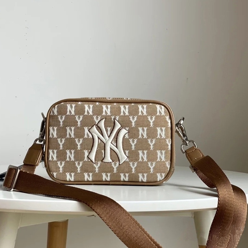 Túi đeo chéo denim MLB phong cách trẻ trung dành cho nữ