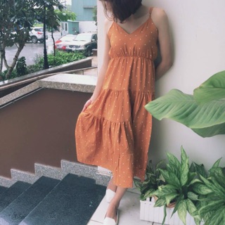 Đầm hai dây