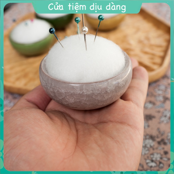 Đế cắm kim - Gối cắm kim gốm sứ dùng trong may vá hoặc thêu tay