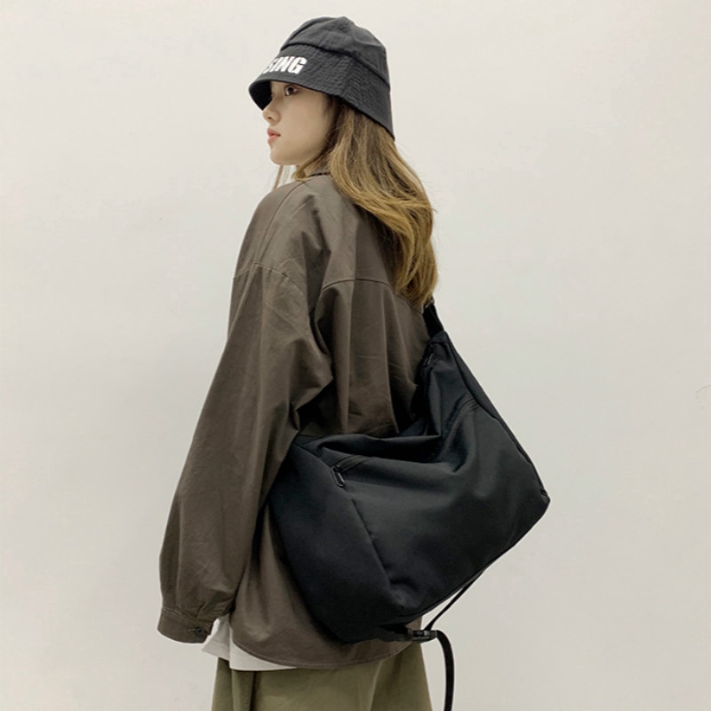 Túi đeo chéo bằng vải nylon sức chứa lớn phong cách ulzzang Hàn Quốc dành cho nam