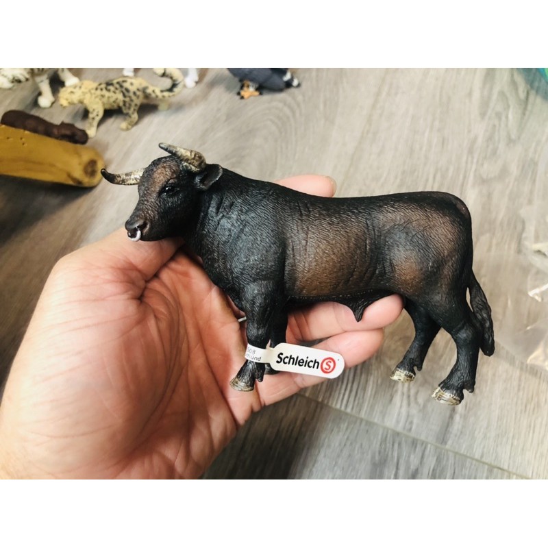 Mô hình động vật , đồ chơi con vật Schleich chính hãng Bò tót đen 13722 - Schleich House