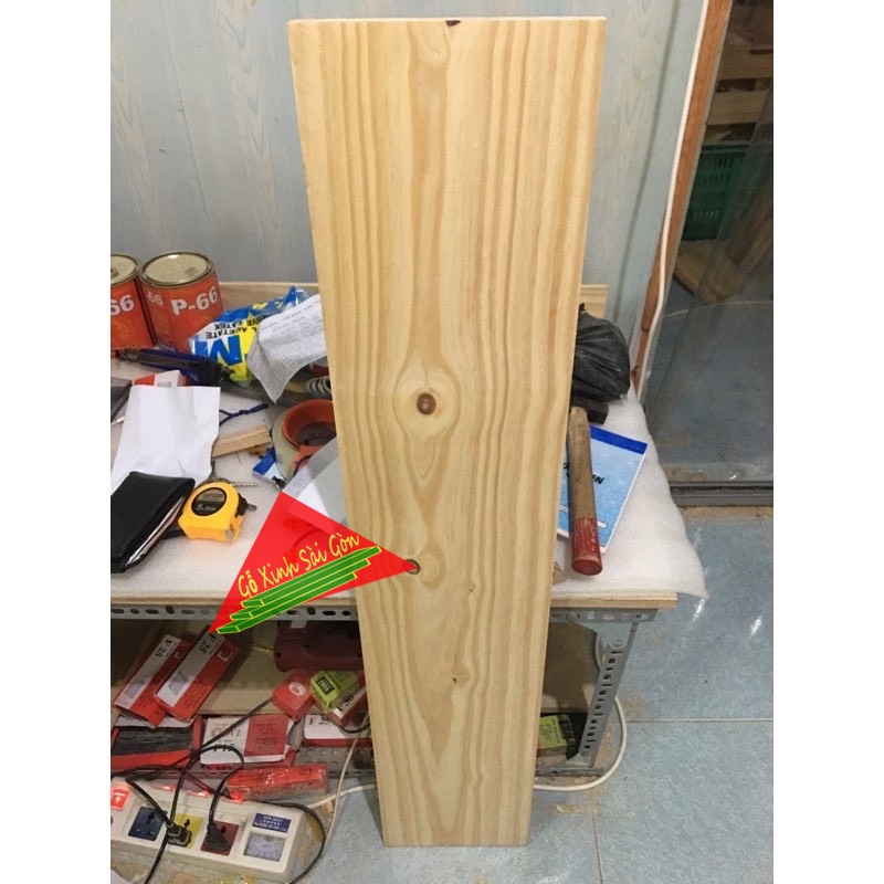Tấm gỗ thông mới mặt lớn dài 1m rộng 20cm dày 2cm được bào láng 4 mặt