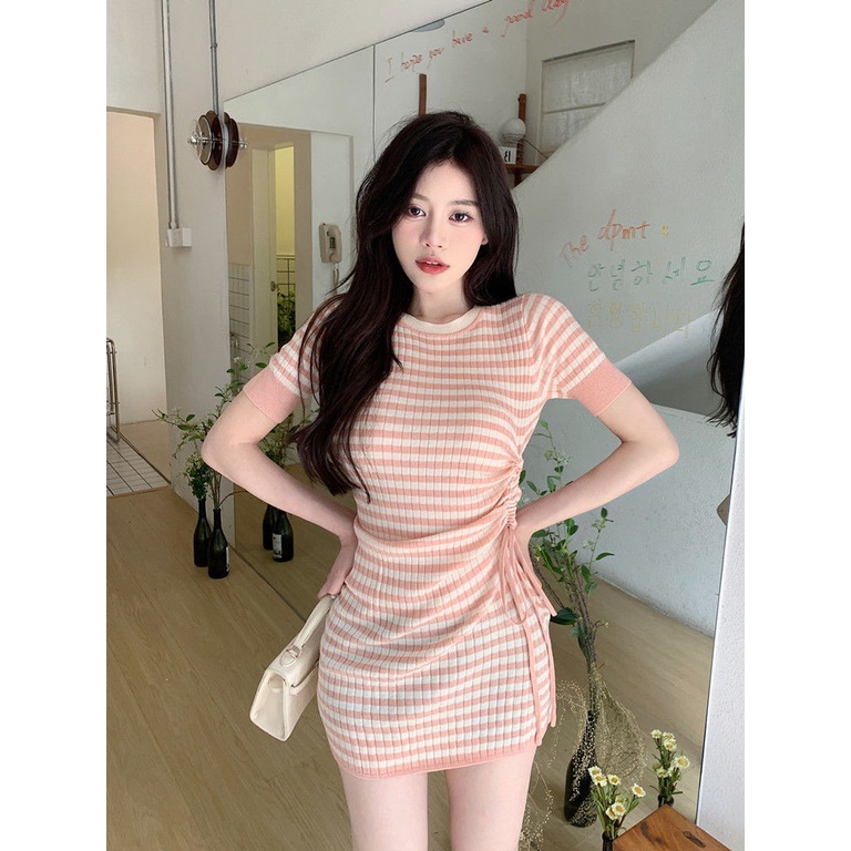 Đầm len Pure Cube kẻ sọc dáng ôm cột dây thời trang trẻ trung
