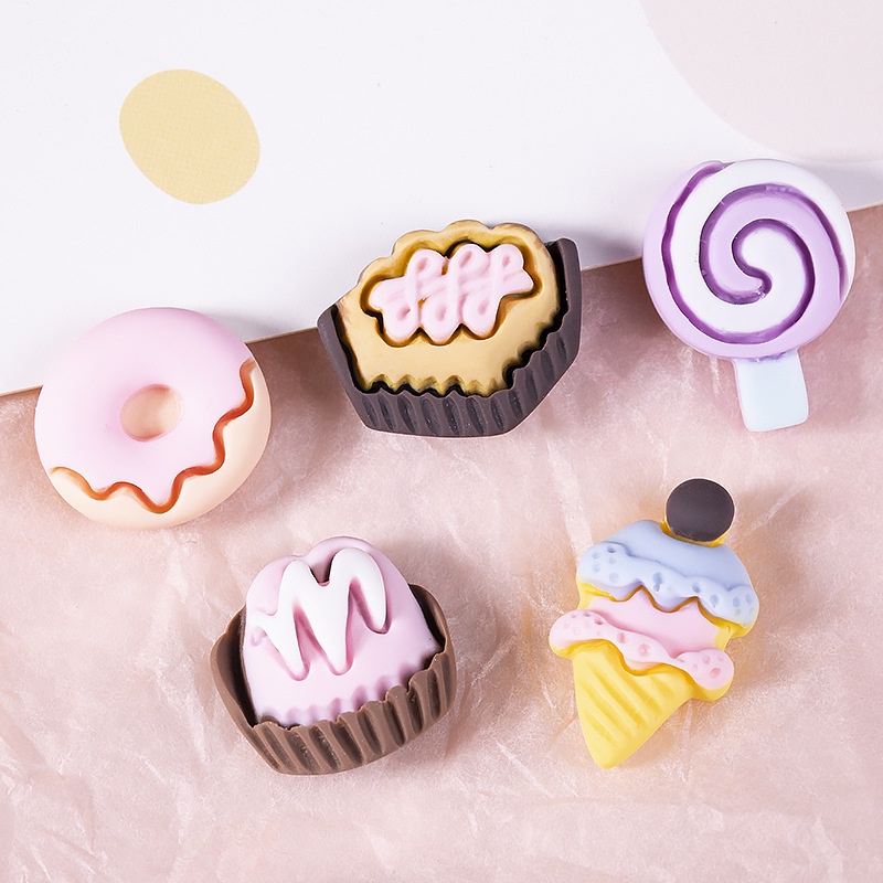 Set 10 Phụ Kiện Hoạt Hình Trang Trí