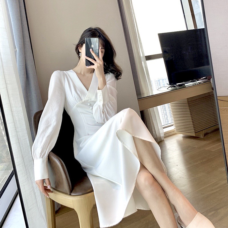 Đầm nữ cổ V tay phồng dáng suông phối nút bọc