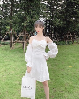 Đầm rớt vai nơ ngực siêu xinh 🐾