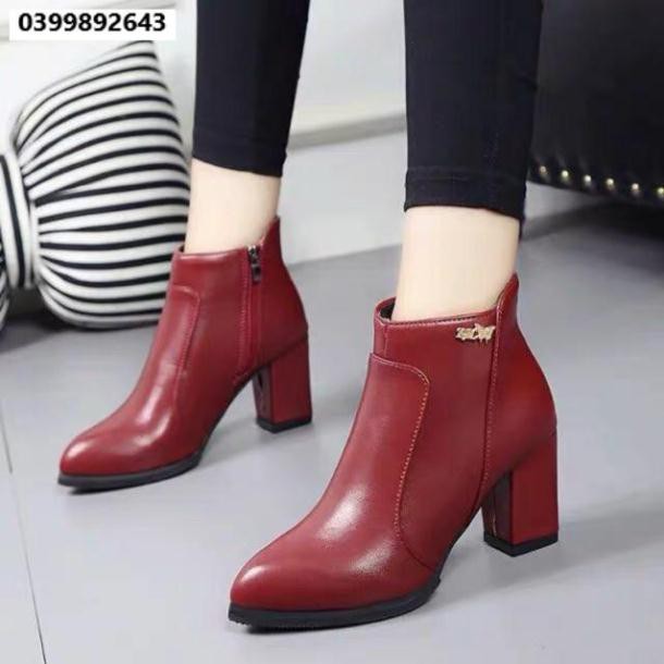 Boot nữ đế vuông cao 8cm hàng Quảng châu có 2 màu đỏ đen