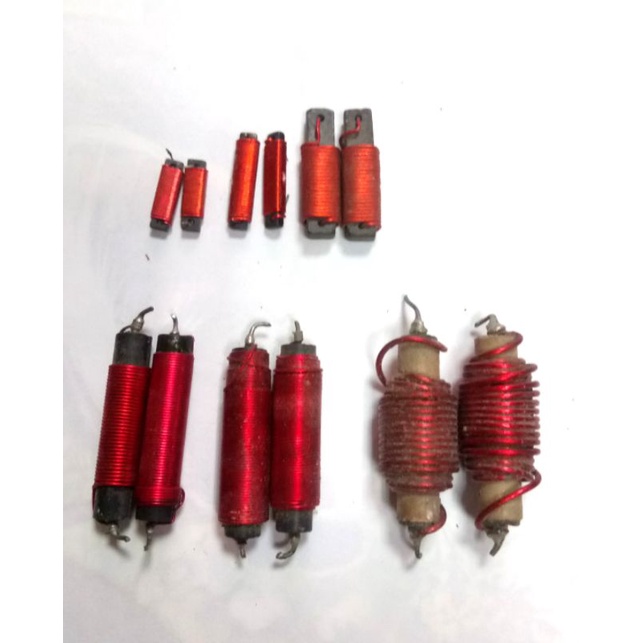 Cuộn Chặn Ferrite