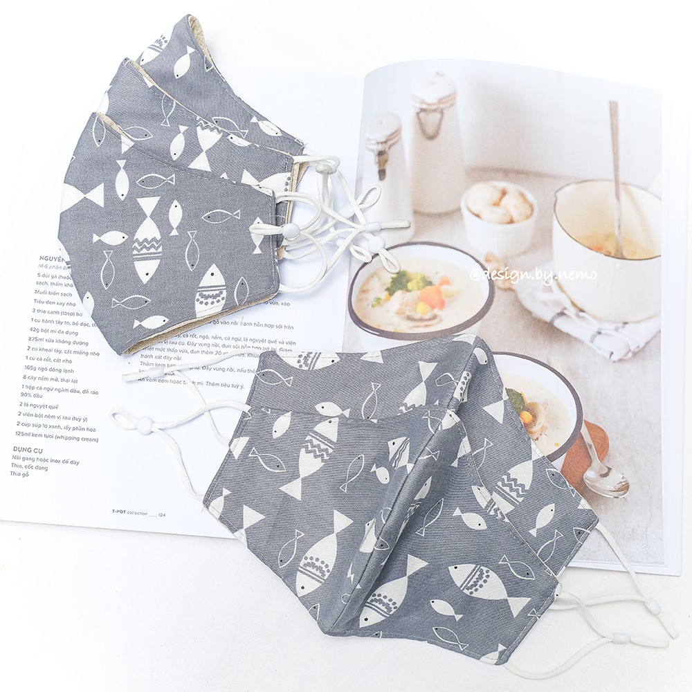 Khẩu trang vải 3 lớp Cá handmade màu Xám, có nút tăng giảm dây dễ điều chỉnh - KTCaNenXam