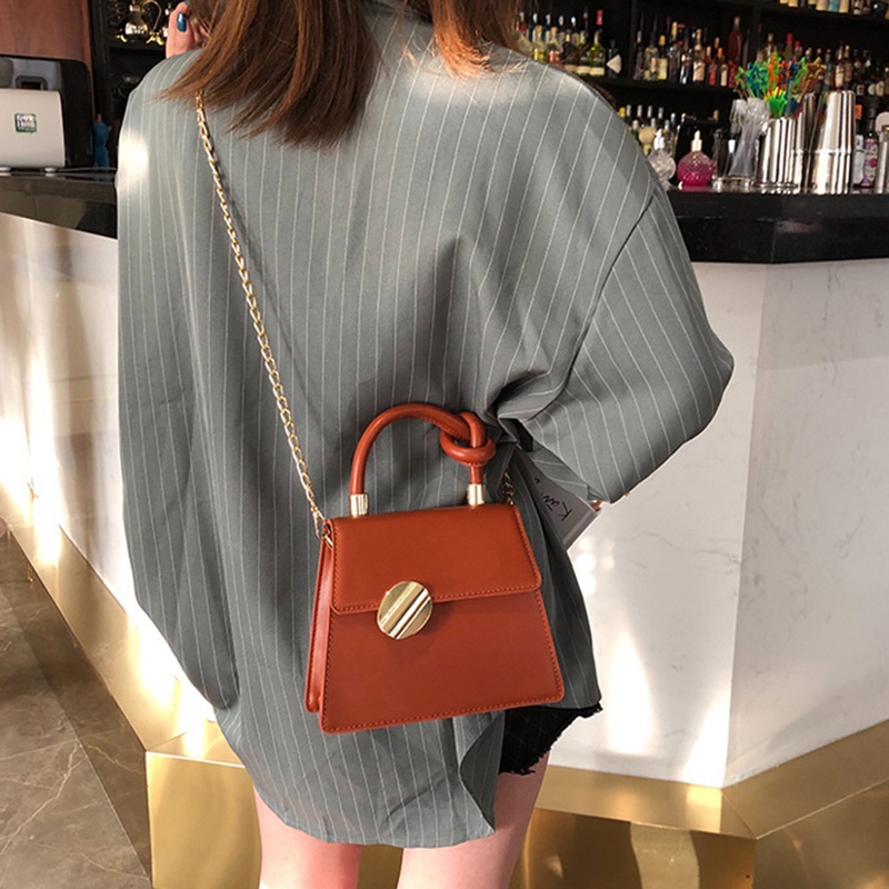 Túi đeo vai IELGY hình vuông cỡ nhỏ phối dây xích kiểu retro thời trang dành cho nữ