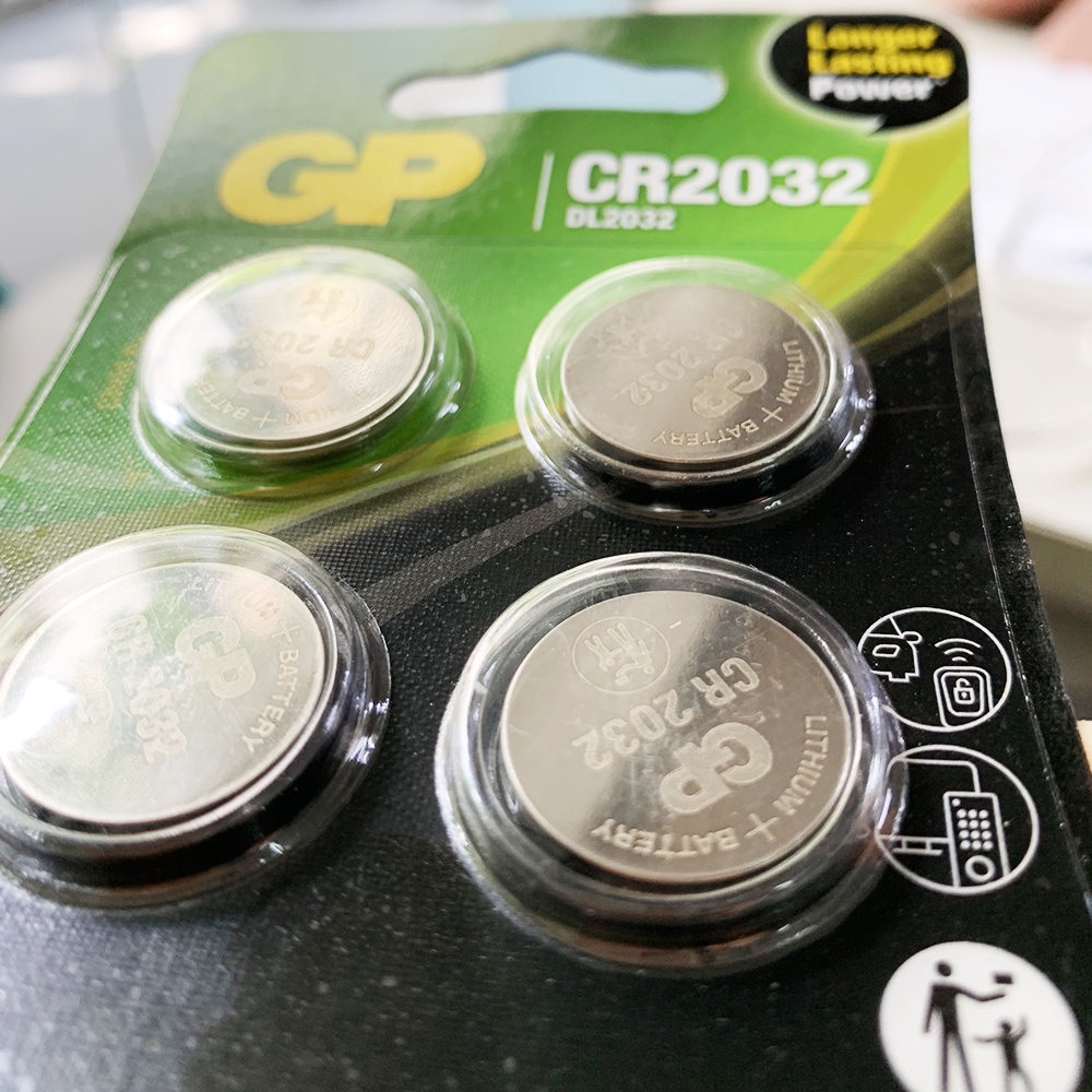 Vỉ 4 Viên pin cúc áo CR2032 GP Batteries 3V Lithium - Hàng chính hãng